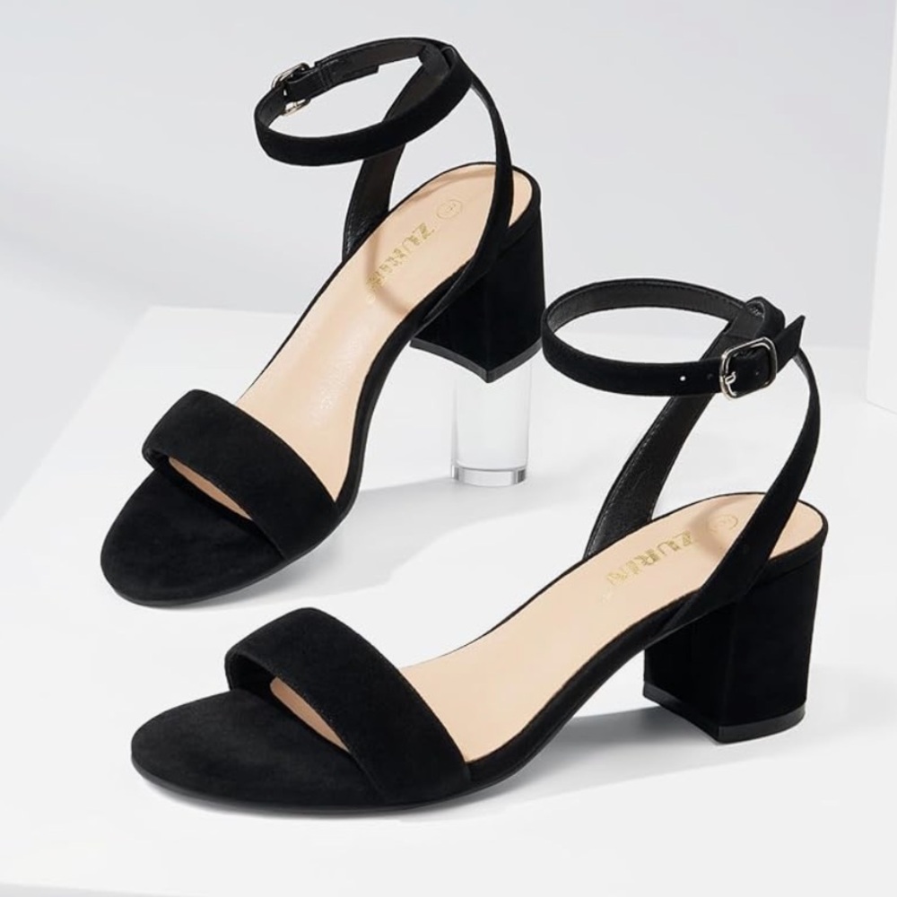 Elegant Black Women's Sandals size 8